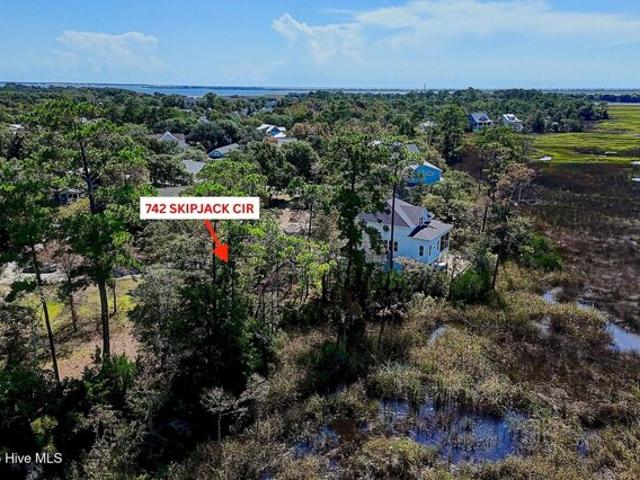 Land for sale in Southport, North Carolina