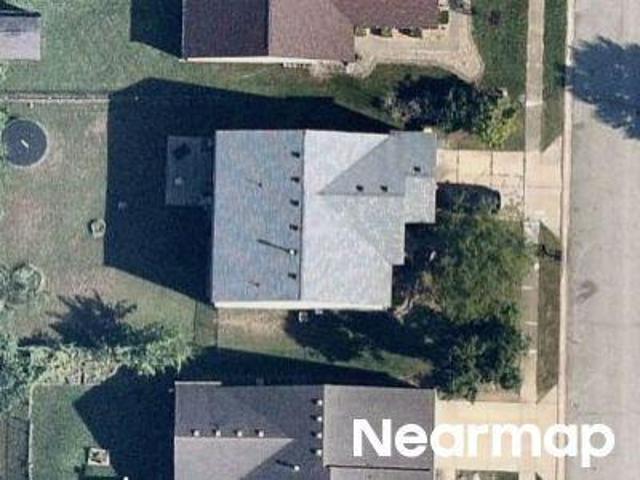 House for sale in Waters Edge, Indianapolis