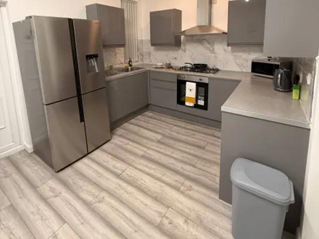 House for rent in Cabbage Hall, Calderstones