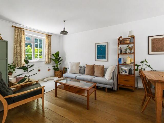 House for rent in South Hackney, Greater London