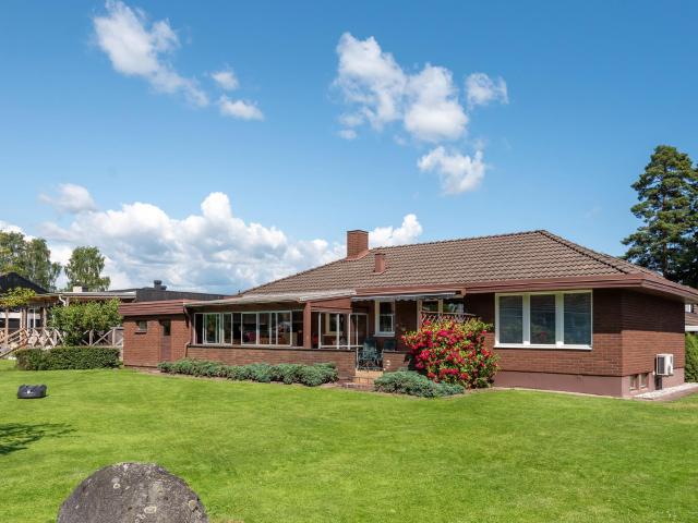 Villa till salu i Kumla, Örebro