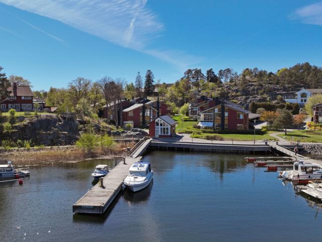 Bostadsrätt till salu i Botkyrka, Stockholm