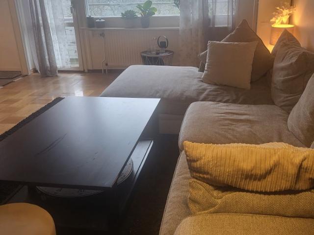 Hus hyra i Tumba