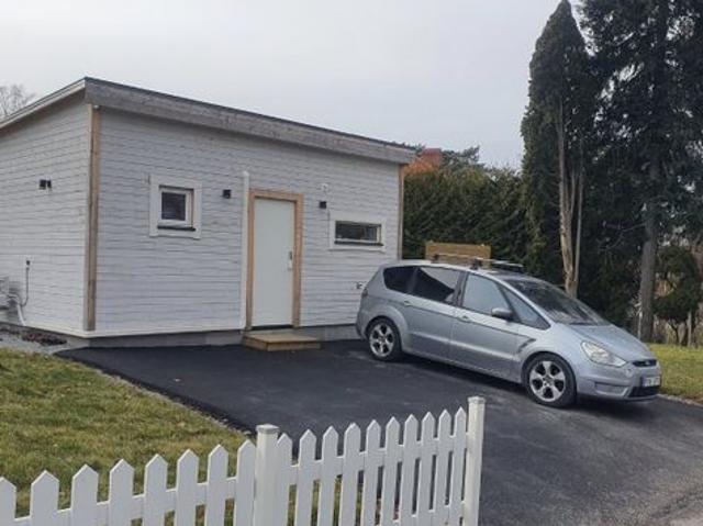 Hus hyra i Karlberg, Vallentuna