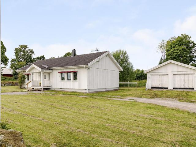 Villa till salu i Karlholmsbruk, Uppsala