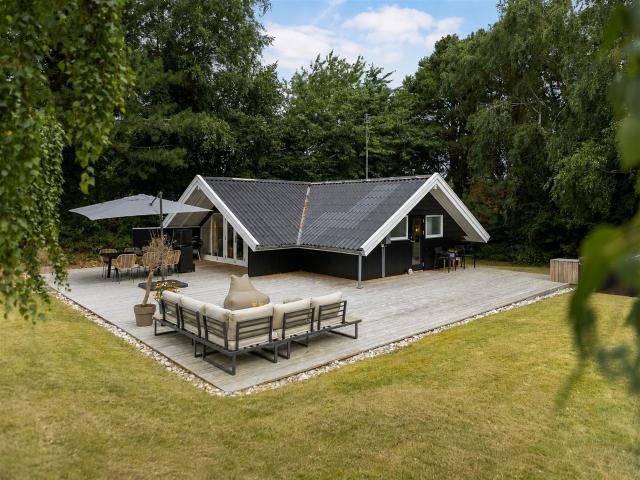 Hus til salg i Udsholt Strand, Brøndby
