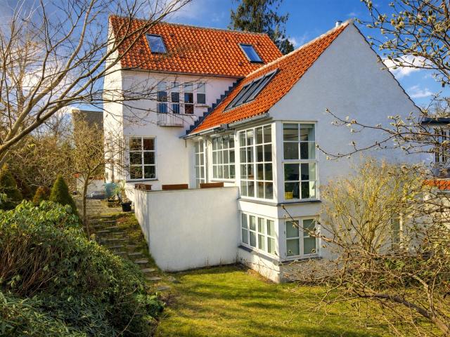 Villa til salg i Klampenborg, Brøndby