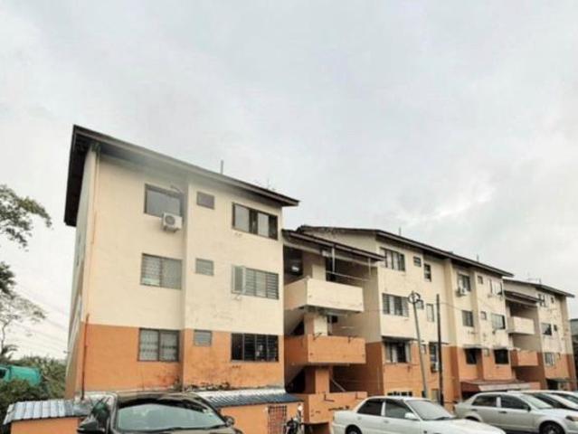Flat for sale in Bukit Ledang, Johor