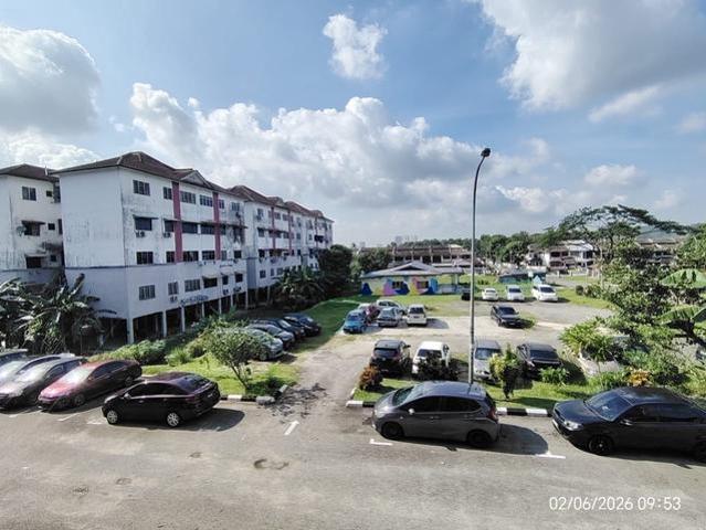 Flat for sale in Bukit Ledang, Johor