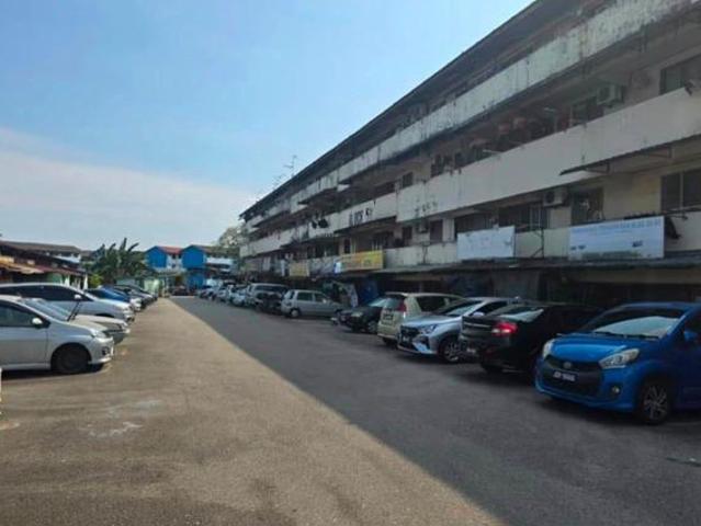 Flat for sale in Bukit Ledang, Johor