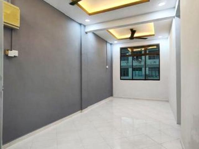 Flat for sale in Bukit Ledang, Johor