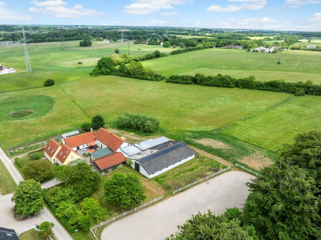 Landejendom til salg i Bjæverskov, Køge