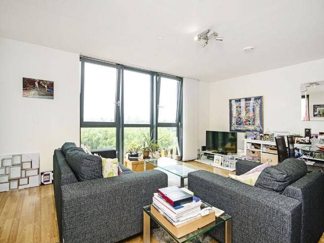 Apartment for rent in Clapton Park, Greater London