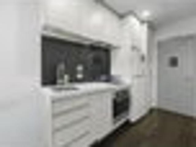 Apartment for sale in Auckland, Oroua County