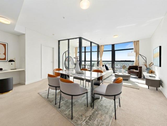 Apartment for sale in Lower North Shore, Sydney