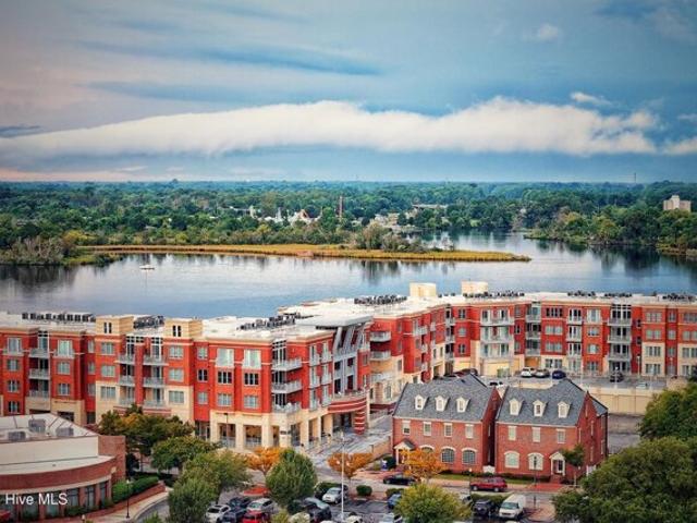 Condo for sale in New Bern