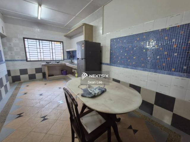 Residential House for sale in Country Heights Damansara, Kuala Lumpur