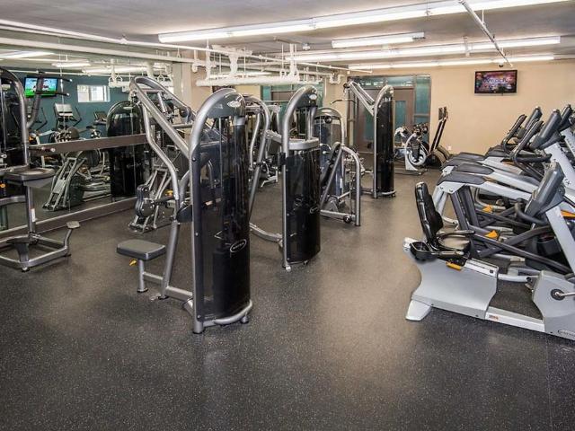 Apartment for rent in Canoga Park, California