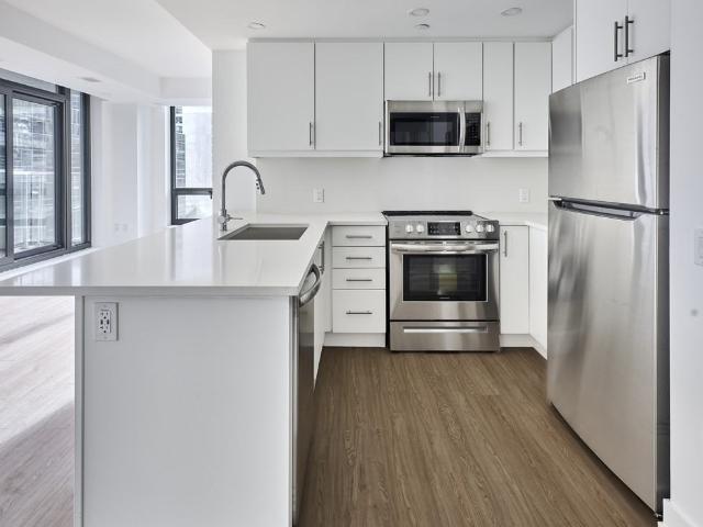 Apartment for rent in Somerset, Ottawa