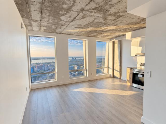 Apartment for rent in Vieux-Montréal, Montréal