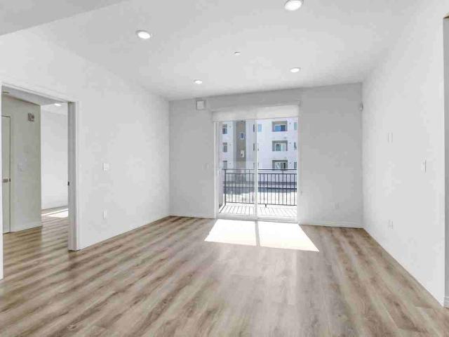 Apartment for rent in Canoga Park, California