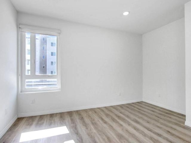 Apartment for rent in Canoga Park, California