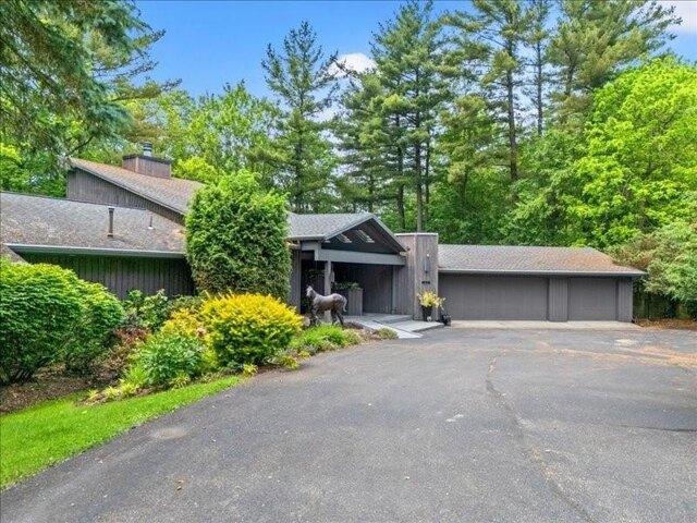 House for sale in Endwell