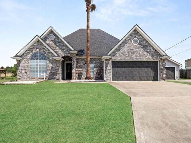 House for sale in Bridge City, Texas