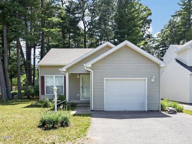 House for sale in Saratoga, New York
