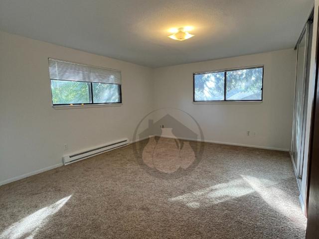Apartment for rent in Sunnyslope, Salem