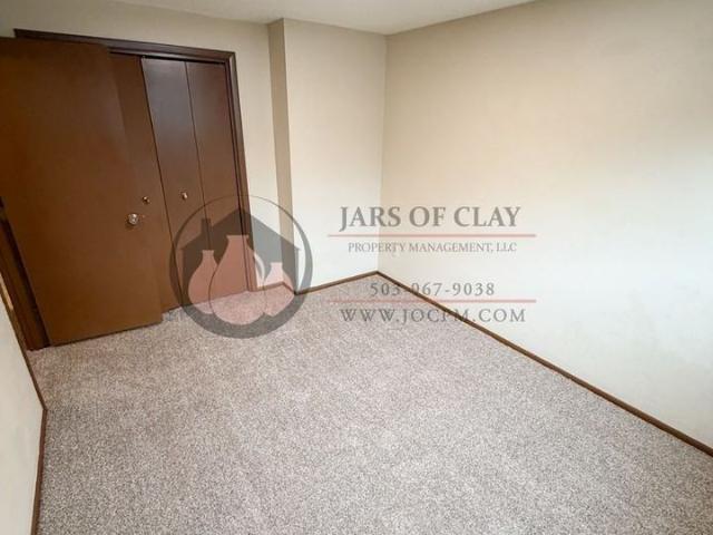 Apartment for rent in Sunnyslope, Salem