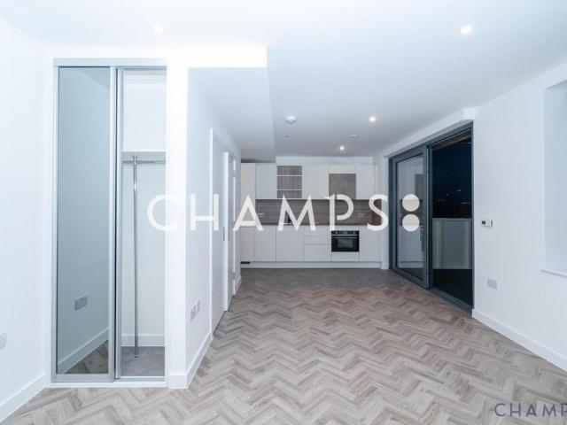 Apartment for rent in Bromley-by-Bow, Poplar Grove