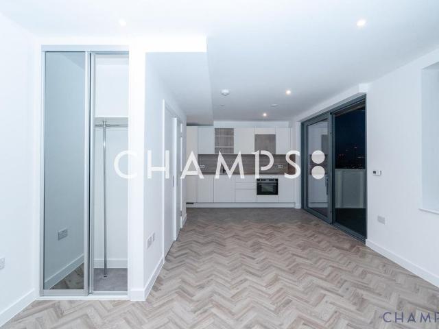 Studio for rent in Bromley-by-Bow, Poplar Grove