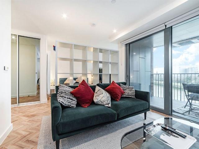 Studio for rent in Bromley-by-Bow, Poplar Grove