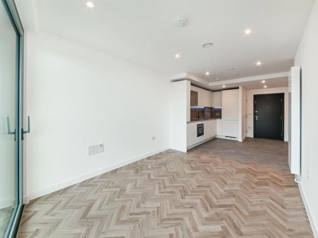 Apartment for rent in Bromley-by-Bow, Poplar Grove