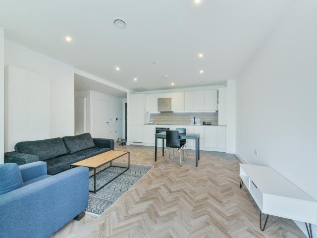 Apartment for rent in Bromley-by-Bow, Poplar Grove