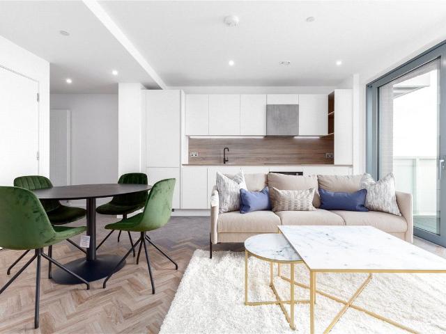 Apartment for rent in Bromley-by-Bow, Poplar Grove