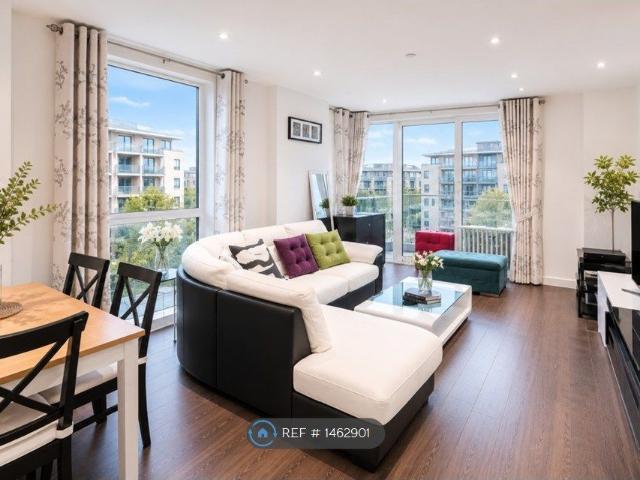 Apartment for rent in Woodberry Down, Stamford Hill