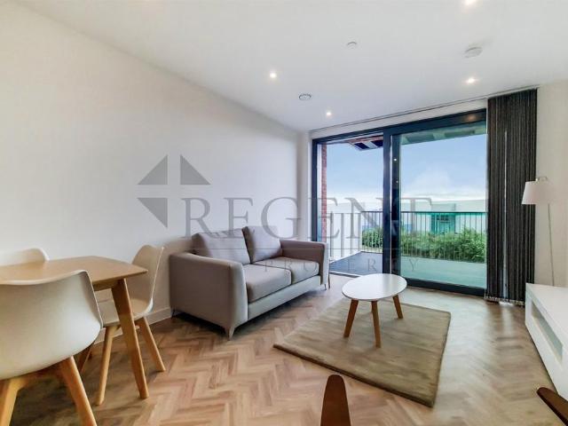 Apartment for rent in Bromley-by-Bow, Poplar Grove
