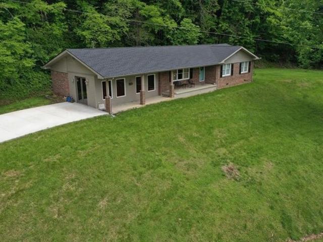 House for sale in Hazard