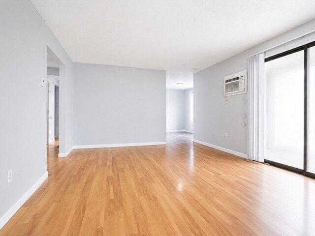 Condo for sale in Lowell, Massachusetts