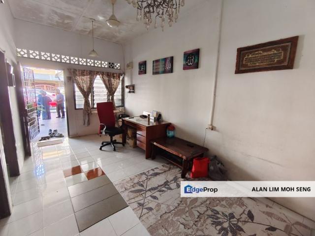 House for sale in Country Heights Damansara, Kuala Lumpur