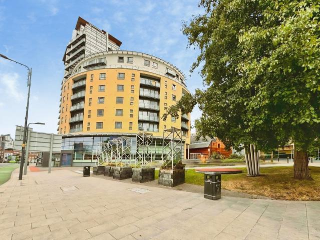 Apartment for rent in Arena Quarter, Leeds