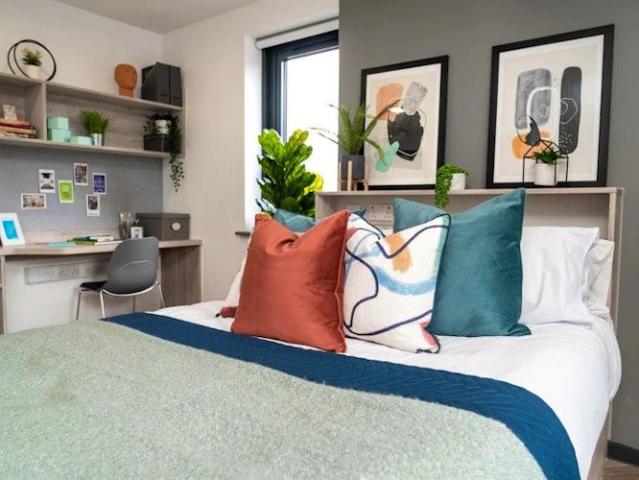 Studio for rent in City Centre, Isle Of Man