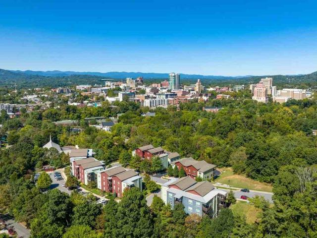 Apartment for rent in Asheville, North Carolina
