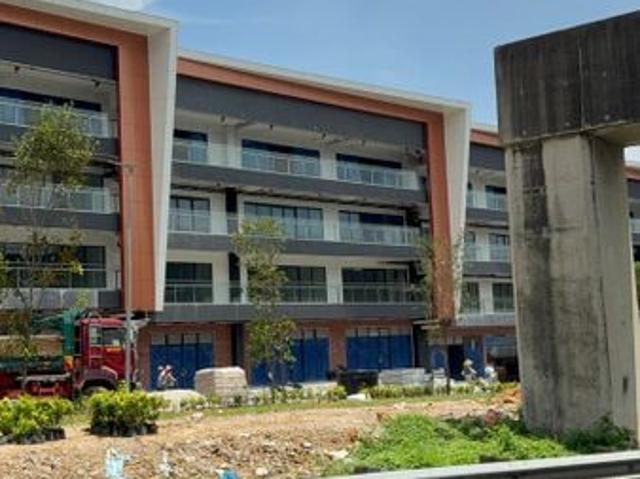 Shop for rent in Petaling, Subang Jaya