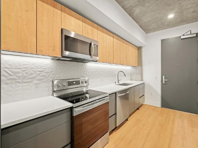 Apartment for rent in Canoga Park, California