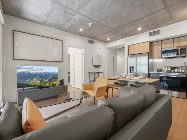 Apartment for rent in Canoga Park, California