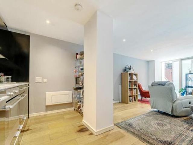 House for sale in Feckenham, City Of Bristol