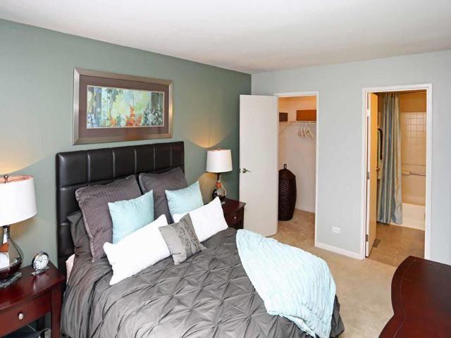 Apartment for rent in Mchenry, Illinois